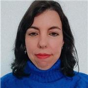 Soy una persona dinámica y comprometida, me gusta que mis clases sean prácticas y motivadoras. Van dirigidas para todas las edades